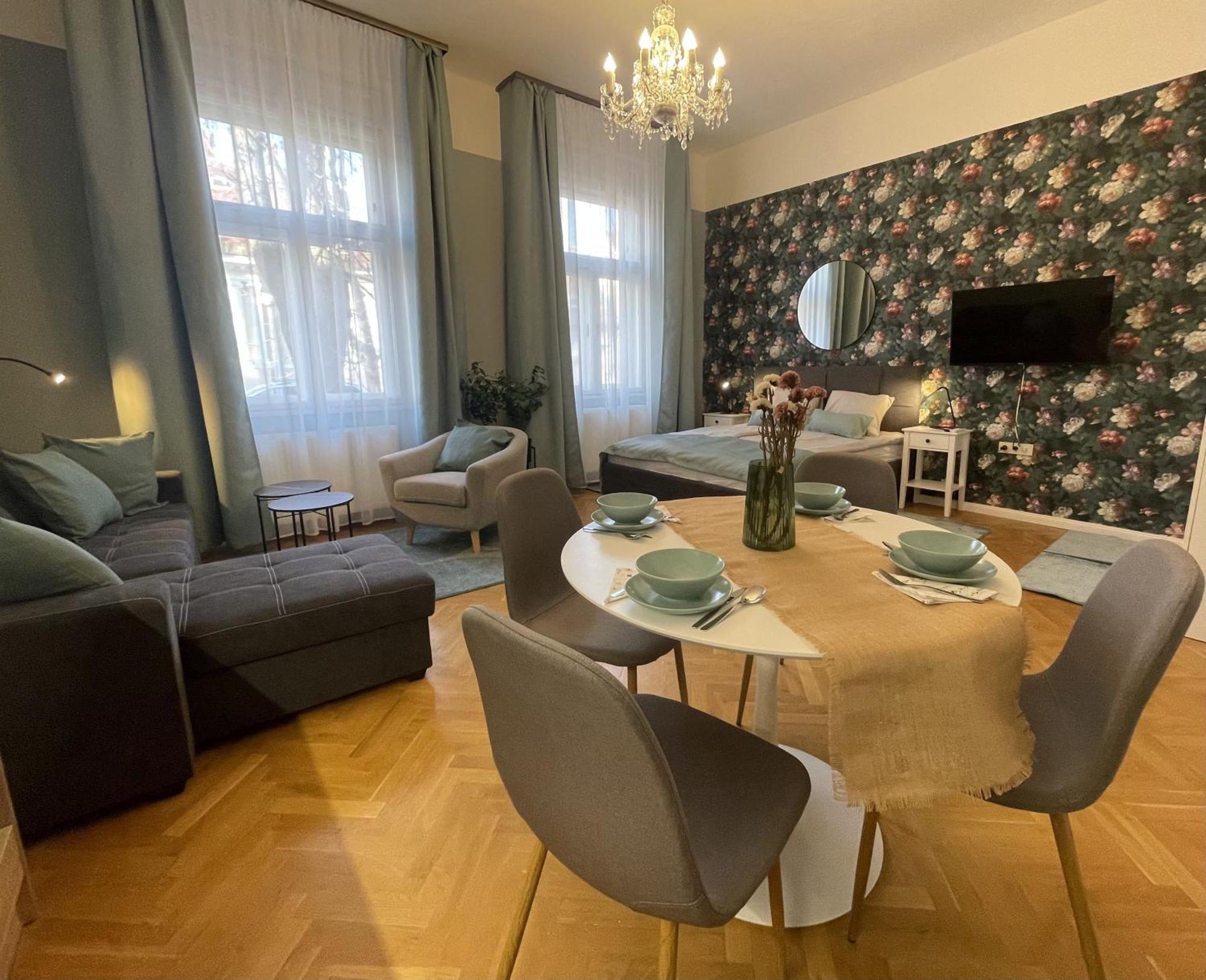 Casa Rosa Apartmanok Έγκερ Εξωτερικό φωτογραφία